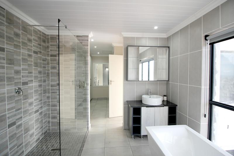 3 Bedroom Property for Sale in Menkenkop Western Cape